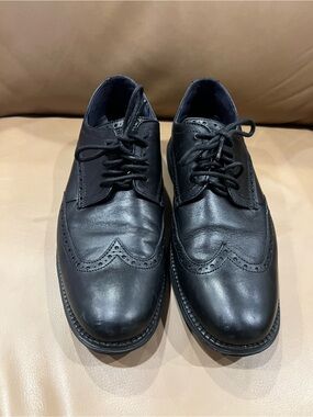 COLE HAAN MEN'S ORIGINAL GRAND WINGTIP OXFORD 9 1/2